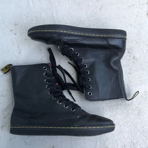 Dr Martens Stratford   - Picture 1 of 7